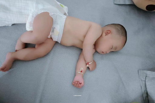 高唐怀孕初期脑袋晕晕的